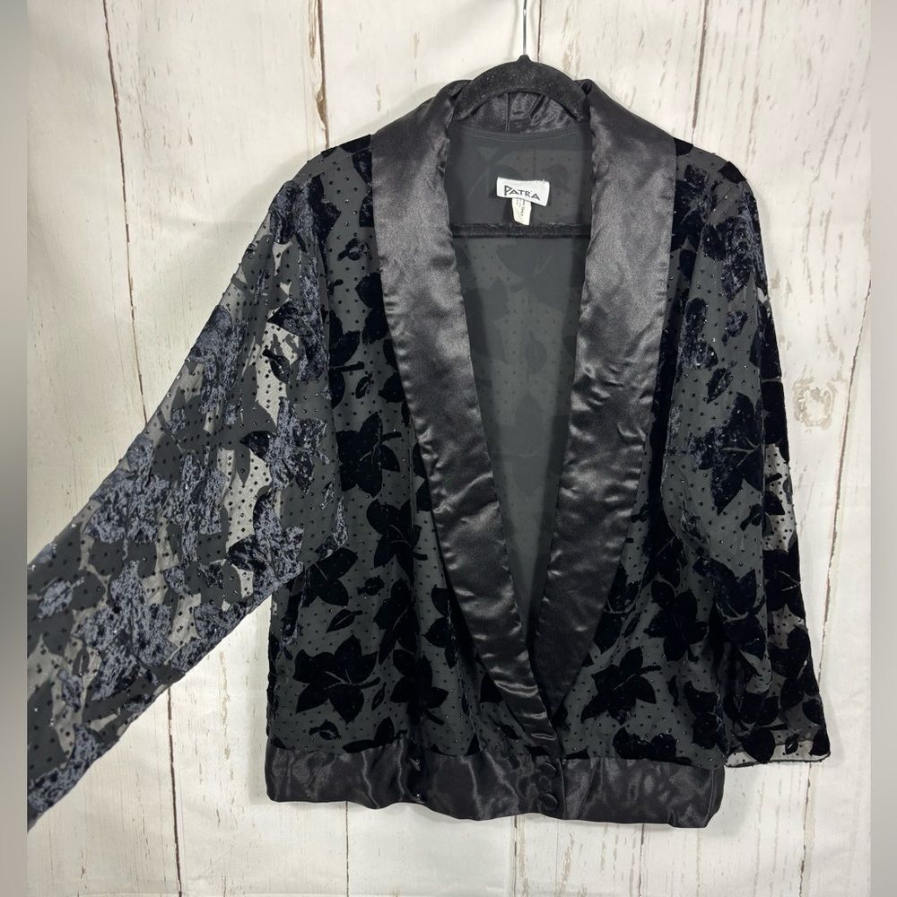 Vintage Velvet Satin Floral Patra Open Jacket Cardigan Satin Shawl Collar
